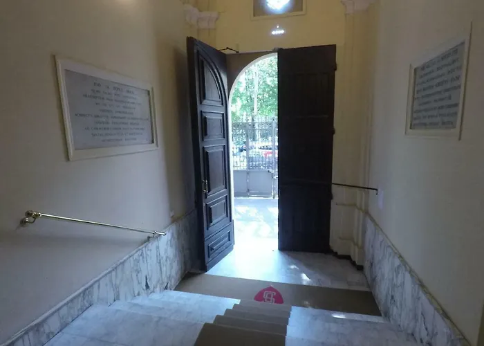 Convent Palace شقة