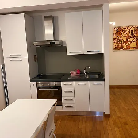 Convent Palace Apartman *